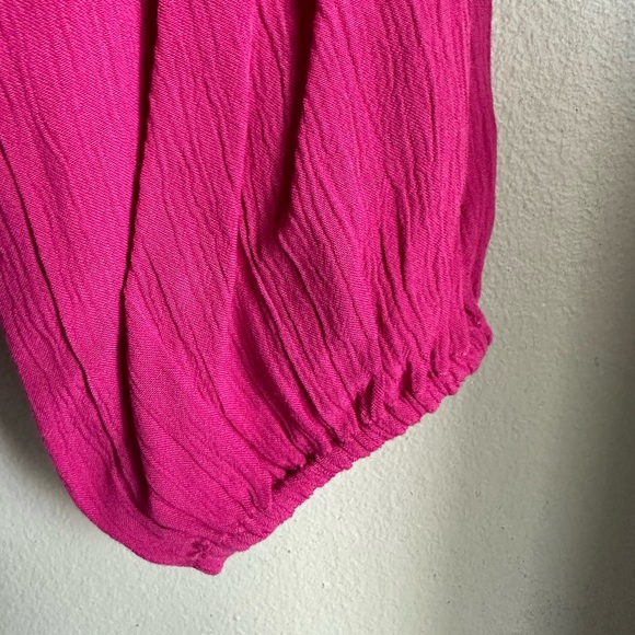 Old Navy Pink V-Neck Blouse - Picture 4 of 6